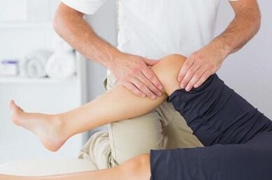 What symptoms can be distinguished from arthritis from arthris
